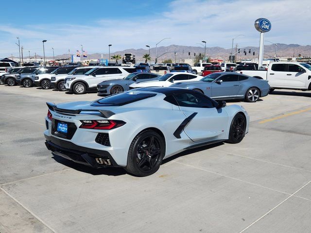 Used 2023 Chevrolet Corvette Stingray Preferred Cpe image 6