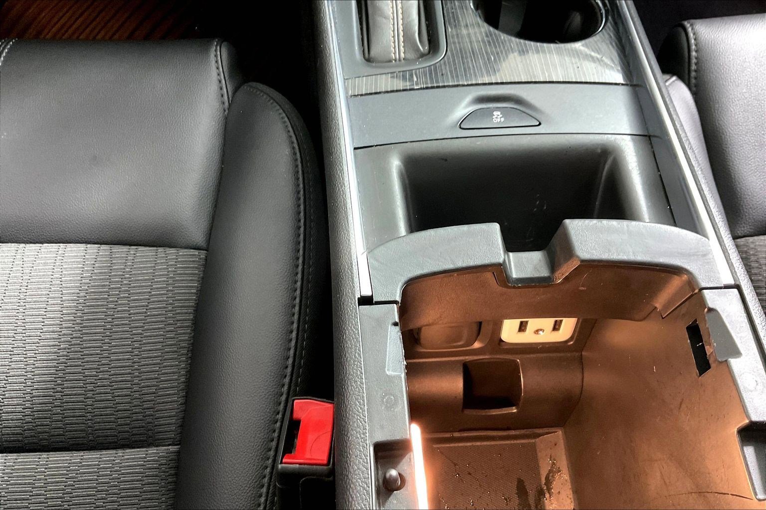 Used 2019 Chevrolet Impala LT FWD image 36