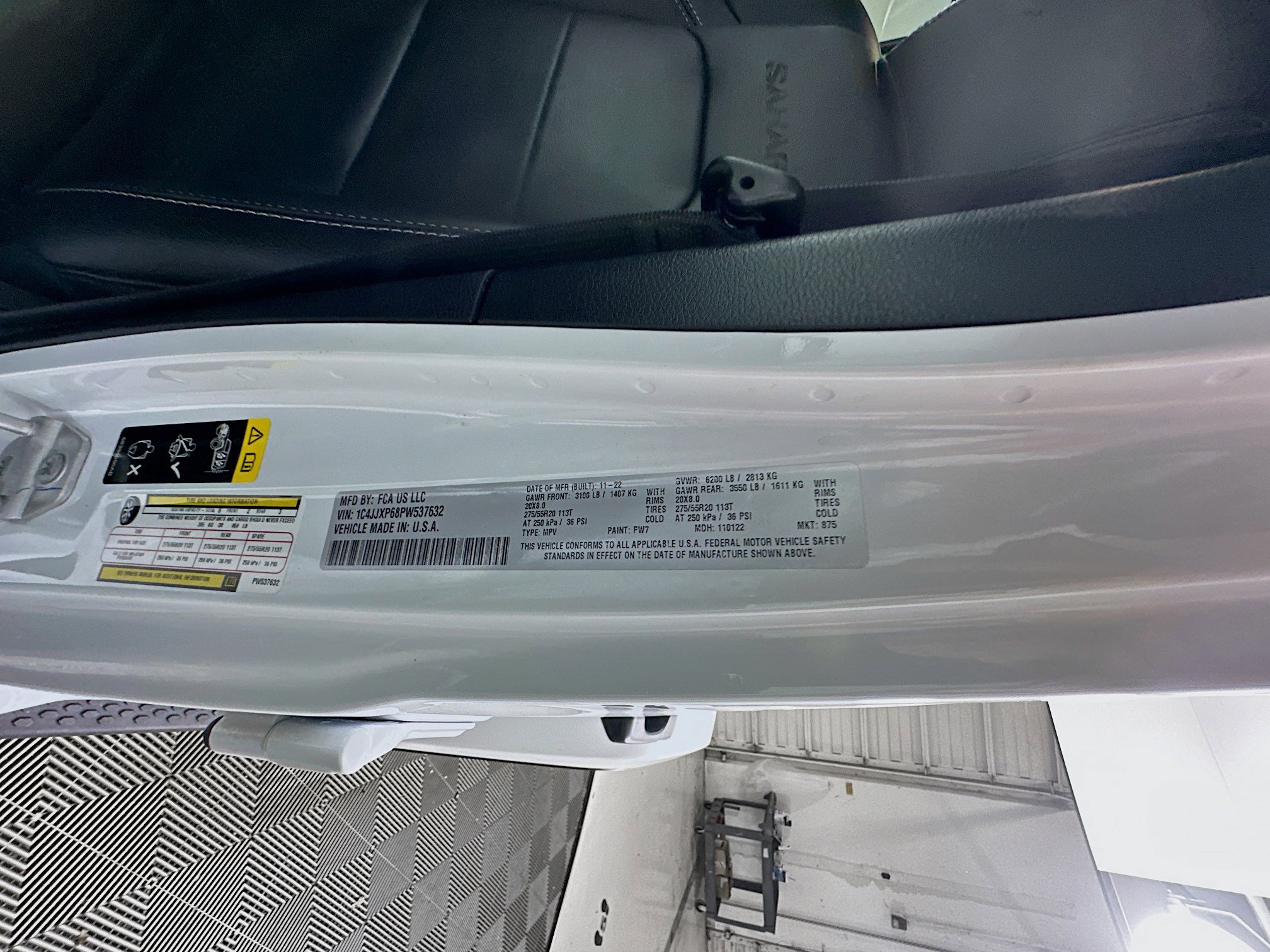 Used 2023 Jeep Wrangler Sahara image 12