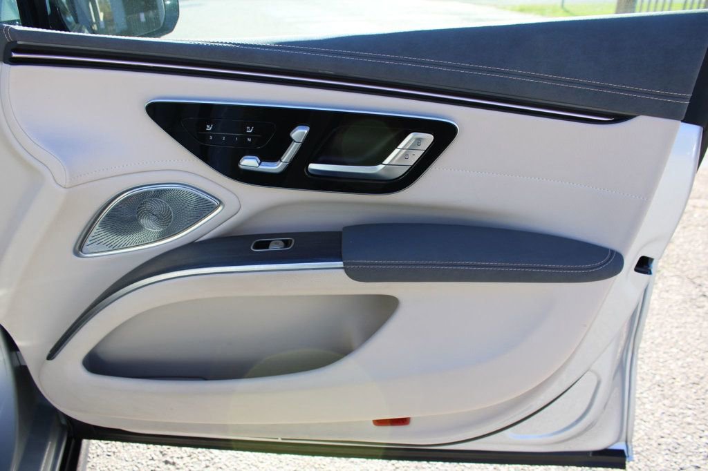 Used 2022 Mercedes-Benz EQS 450+ Sedan image 19