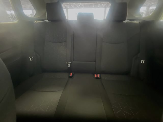 Used 2025 Toyota RAV4 XLE w/ Convenience Package FWD image 26