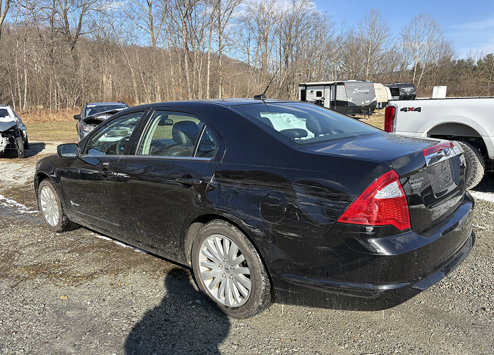 Used 2011 Ford Fusion Hybrid w/ 502A Rapid Spec Order Code image 4