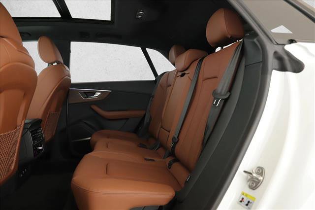 Used 2025 Audi Q8 Premium Plus w/ Premium Plus Package image 17
