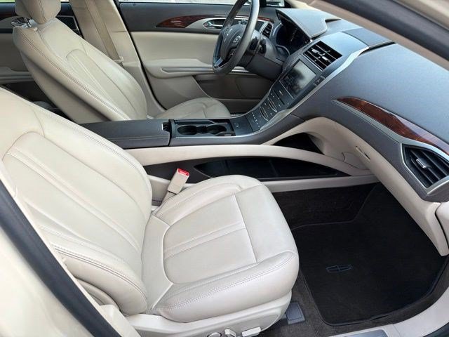 Used 2016 Lincoln MKZ w/ Equipment Group 200A Select FWD image 24