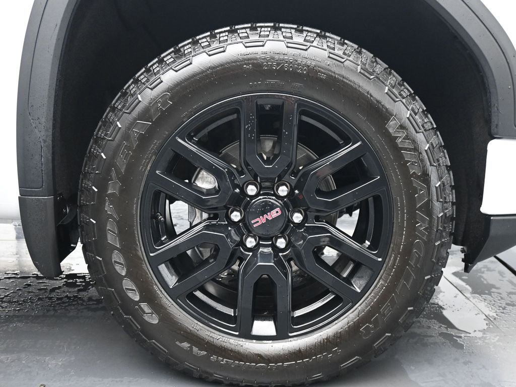 Used 2025 GMC Sierra 1500 Pro w/ Graphite Edition image 13