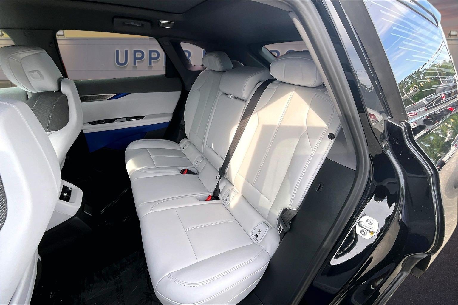 Used 2026 Cadillac Optiq Sport 1 w/ LPO, Floor Liner Package AWD/4WD image 26