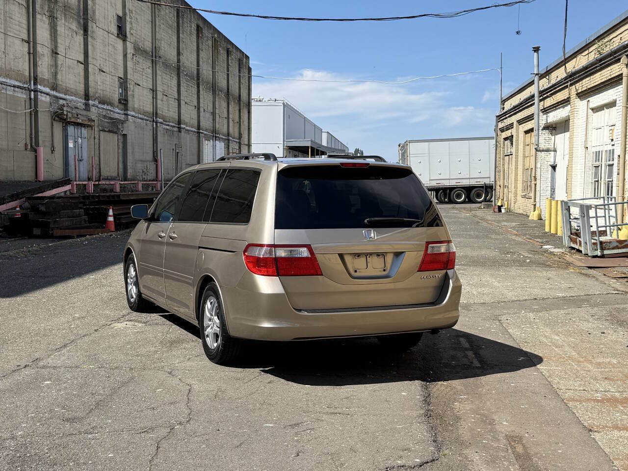 Used 2005 Honda Odyssey EX-L image 12