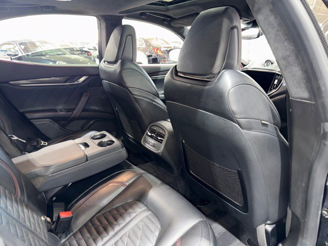 Used 2022 Maserati Ghibli Trofeo image 61