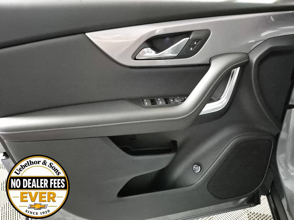 New 2026 Chevrolet Blazer LT w/ Convenience Package FWD image 15