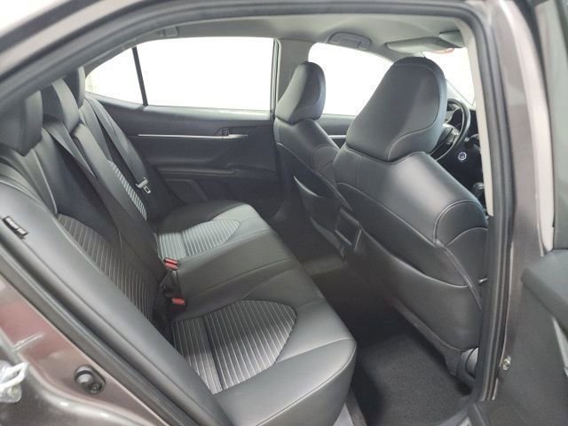 Used 2023 Toyota Camry SE FWD image 15