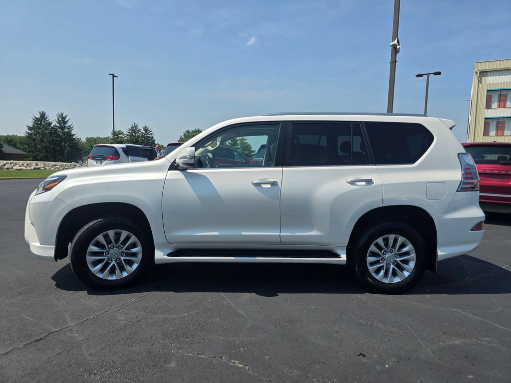 Used 2023 Lexus GX 460 Premium w/ Premium Package AWD/4WD image 5