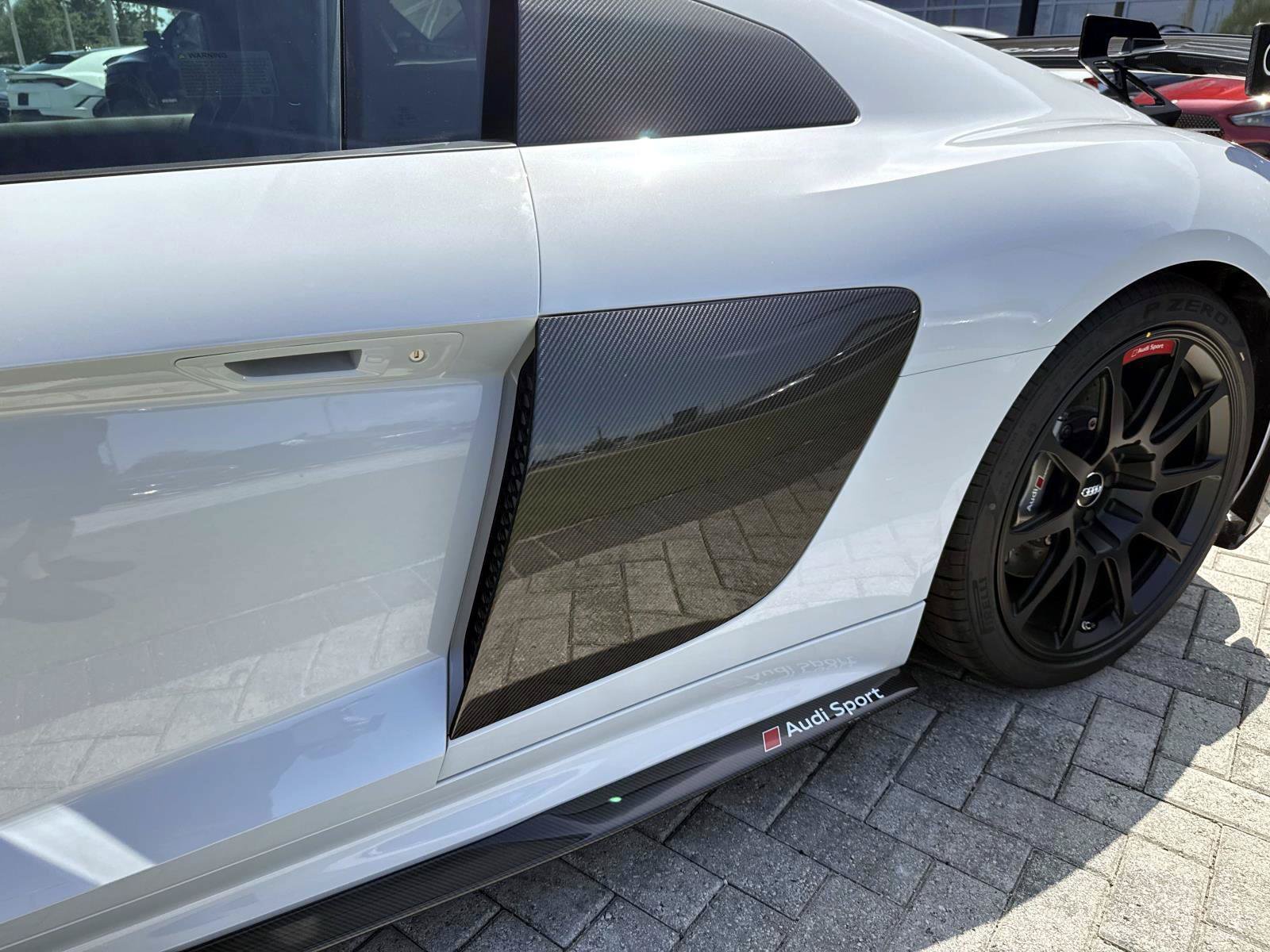Used 2018 Audi R8 V10 plus AWD/4WD image 12
