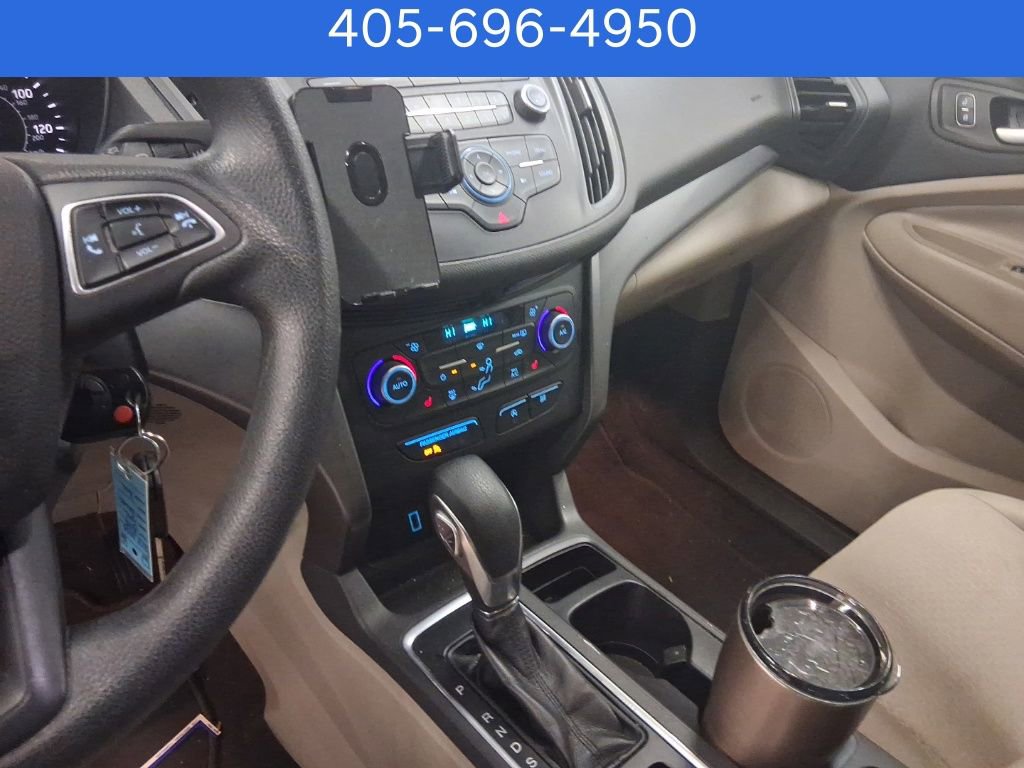 Used 2018 Ford Escape SE image 22