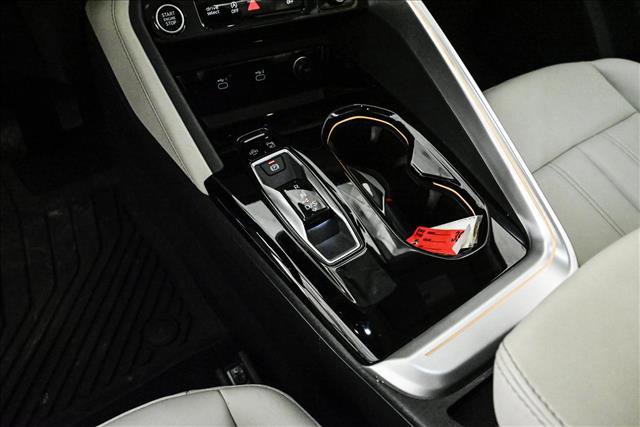 Certified 2025 Audi Q5 Premium w/ Convenience Package image 12