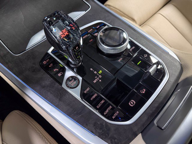 Used 2022 BMW X5 xDrive45e w/ M Sport Package image 33