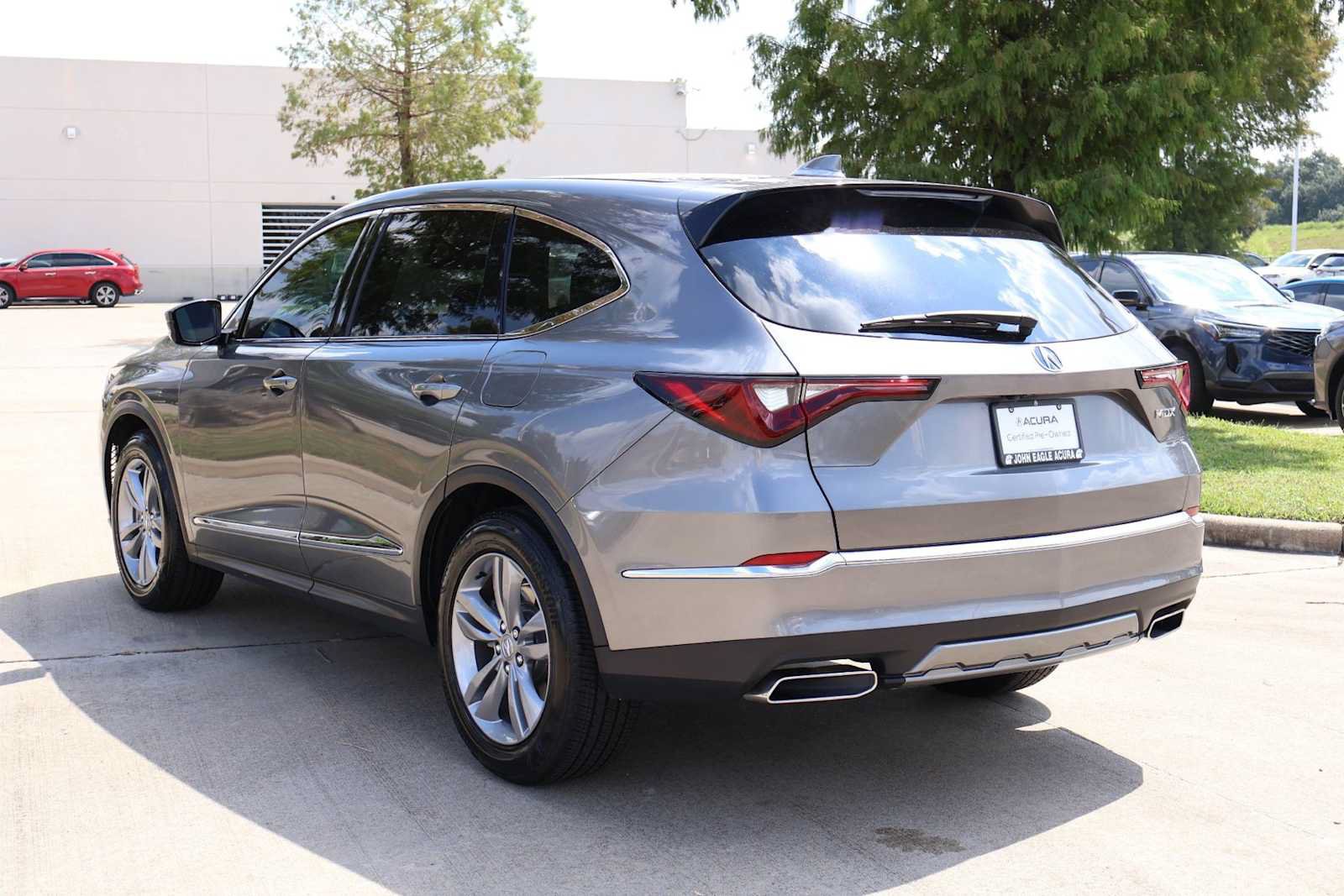Certified 2026 Acura MDX FWD image 4