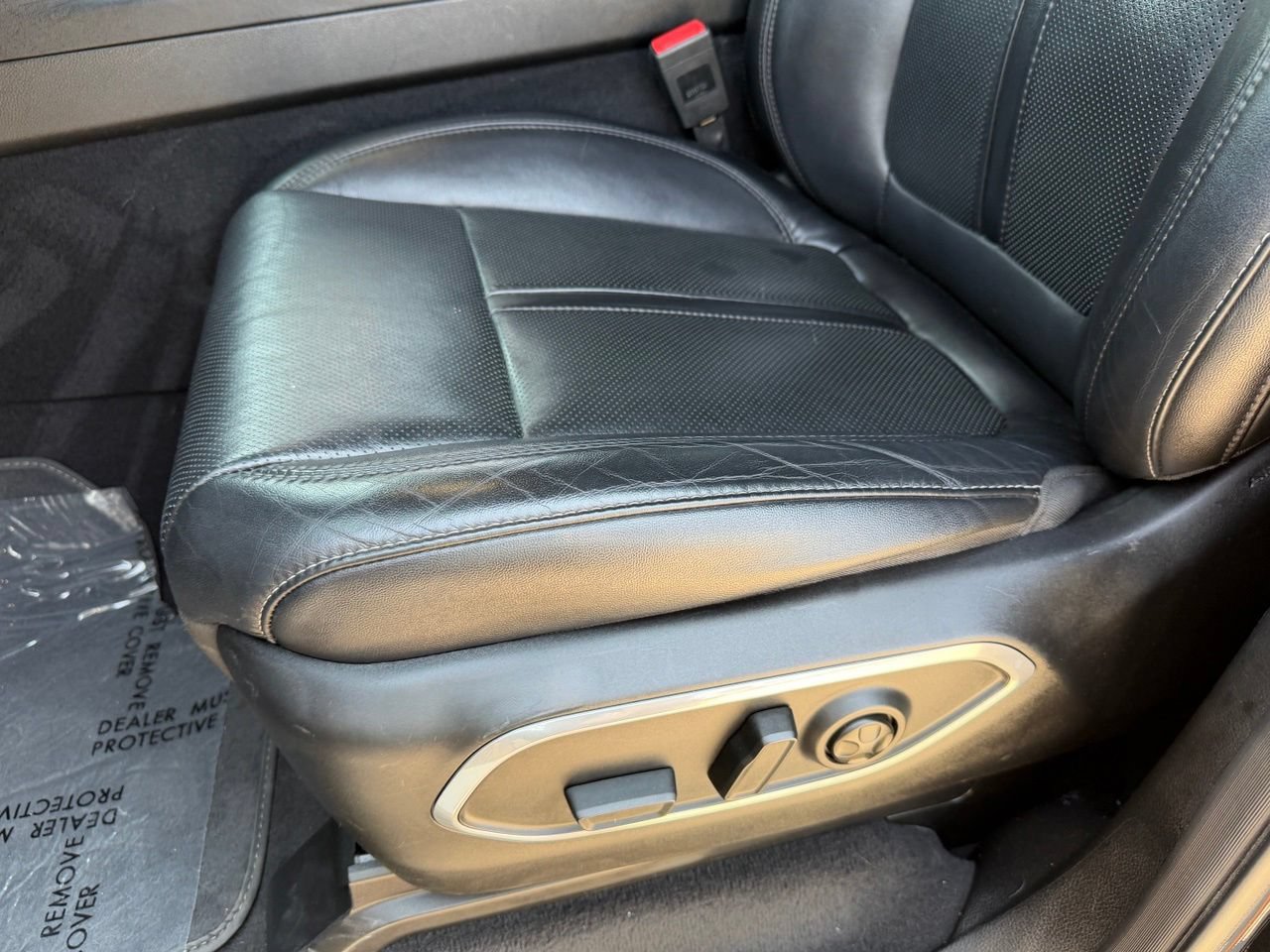 Used 2023 Jeep Wagoneer 4WD w/ Premium Group I image 34
