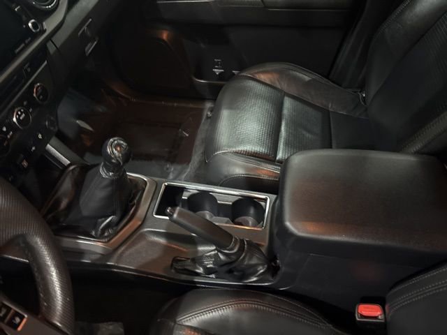 Used 2020 Toyota Tacoma TRD Sport w/ TRD Premium Sport Package image 16