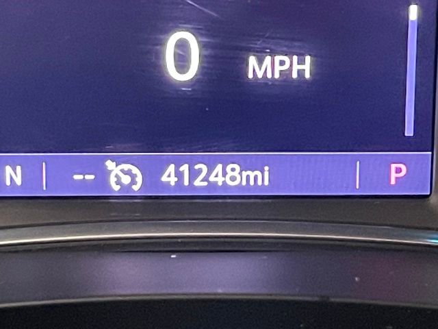 Used 2021 Chevrolet Traverse LT w/ LPO, Floor Liner Package image 2