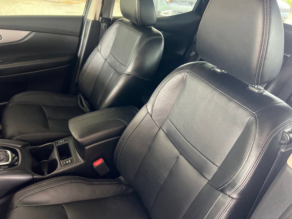 Used 2020 Nissan Rogue Sport SL w/ Premium Package AWD/4WD image 5