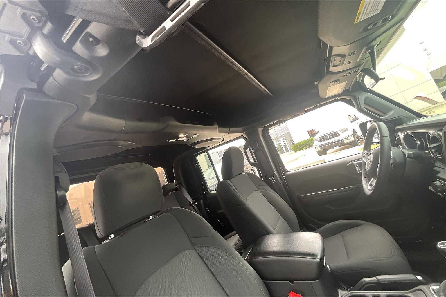 Used 2020 Jeep Gladiator Sport w/ Quick Order Package 24S image 8