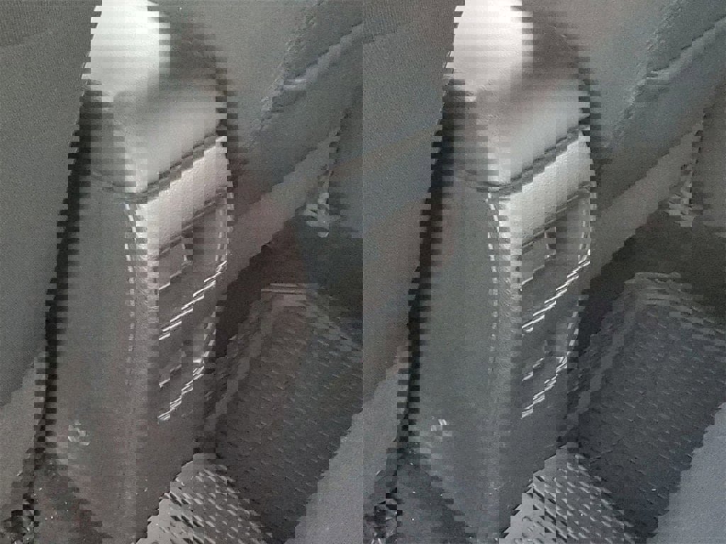 Used 2015 Nissan Sentra S image 18