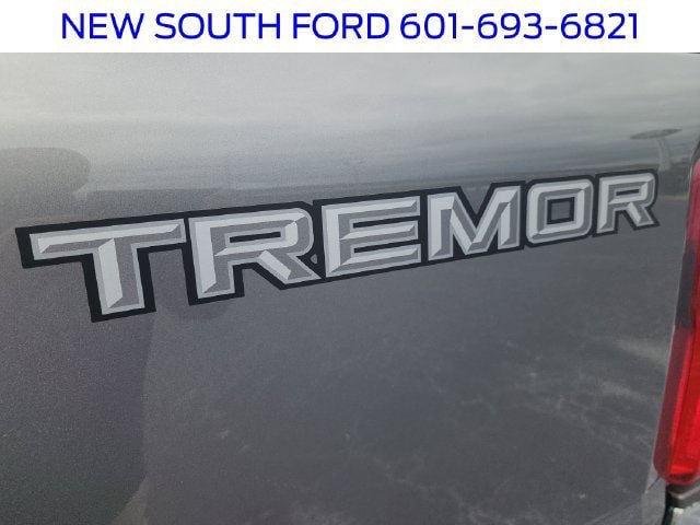 New 2027 Ford F250 Lariat w/ Tremor Off-Road Package AWD/4WD image 21