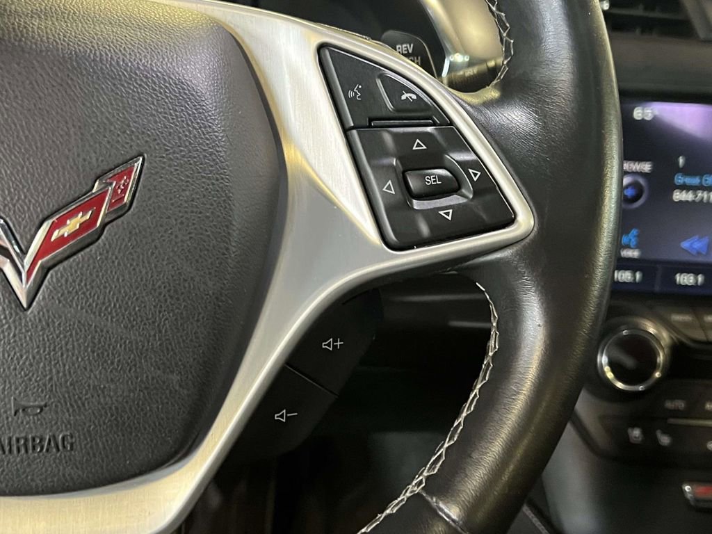 Used 2015 Chevrolet Corvette Z06 w/ 3LZ Preferred Equipment Group RWD image 16