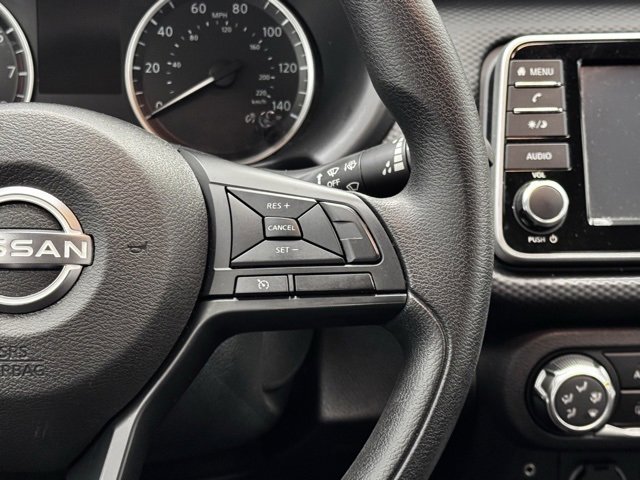 Used 2024 Nissan Kicks S image 27