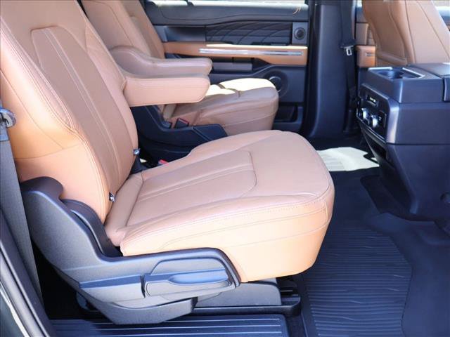 Certified 2022 Ford Expedition Max Platinum AWD/4WD image 28