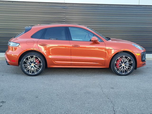 Certified 2023 Porsche Macan GTS AWD/4WD image 7