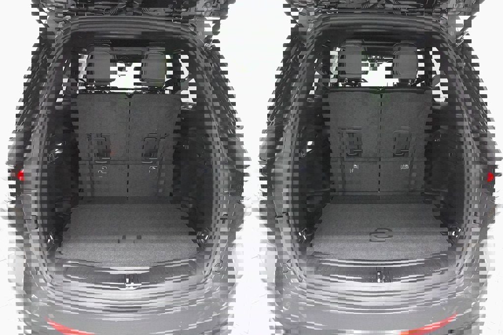 New 2025 Jeep Grand Cherokee L Altitude image 27