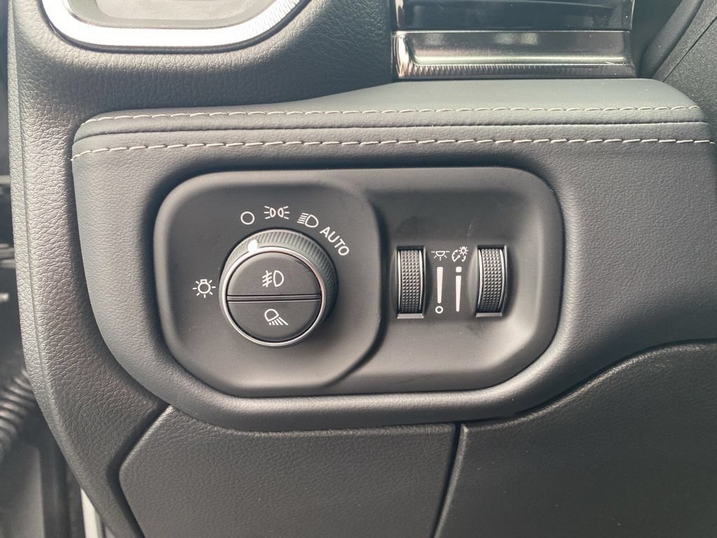 New 2026 RAM 2500 Rebel w/ Rebel Level 2 Equipment Group AWD/4WD image 16