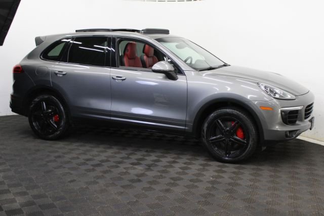 Used 2015 Porsche Cayenne S AWD/4WD image 6