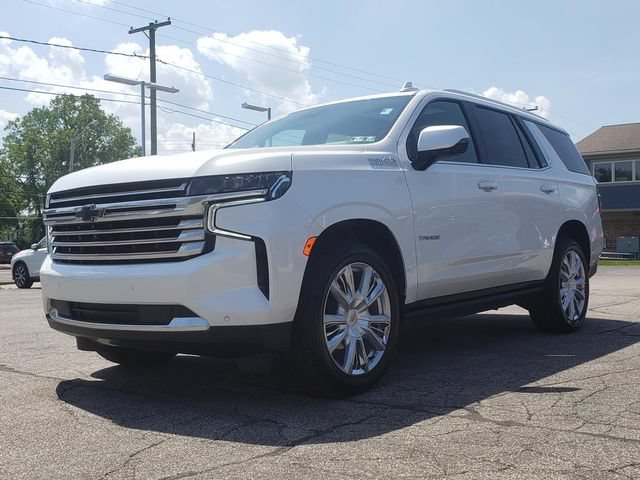 Used 2024 Chevrolet Tahoe High Country w/ Premium Package 2 AWD/4WD image 4