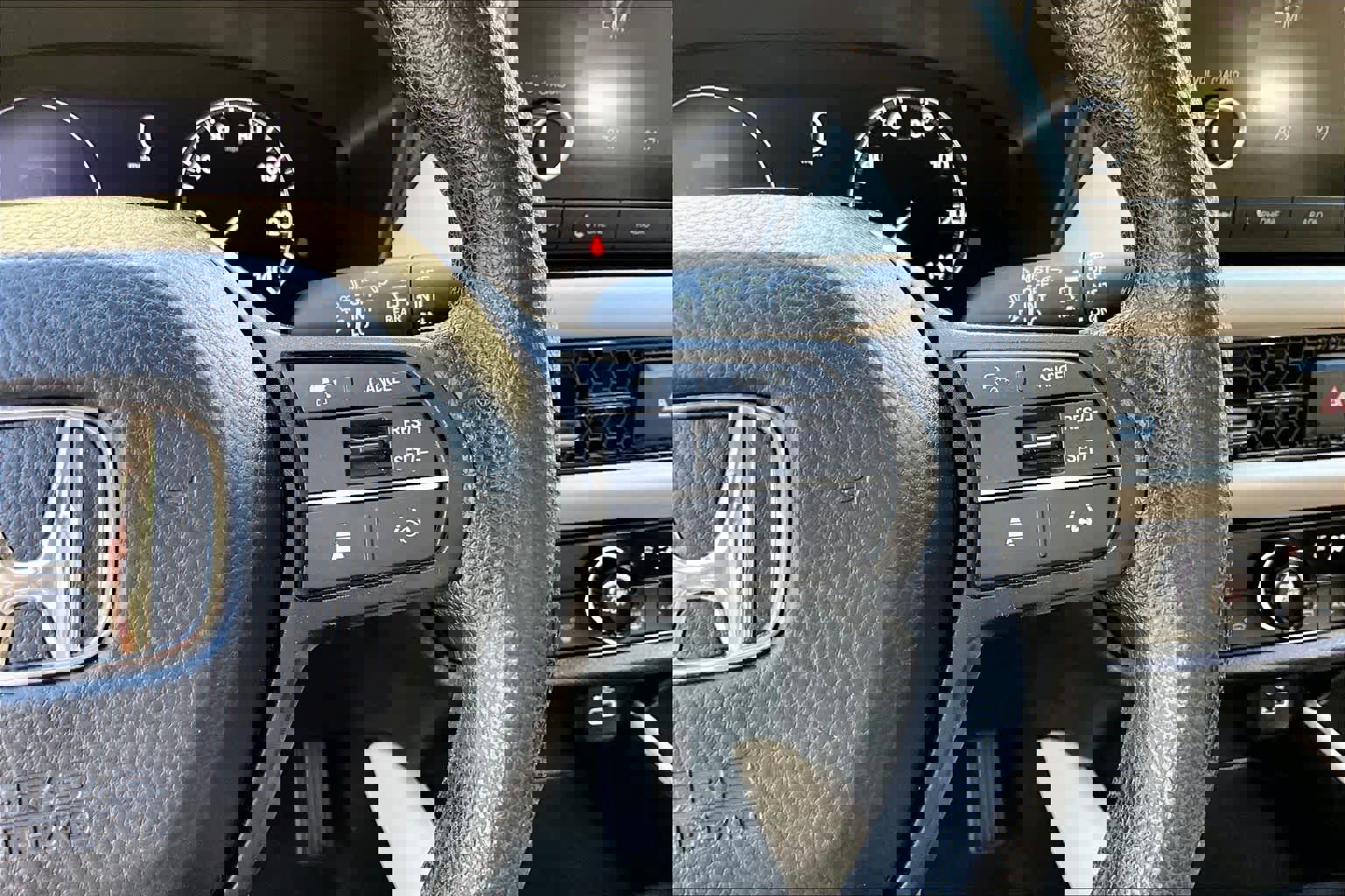 Used 2023 Honda HR-V LX image 24