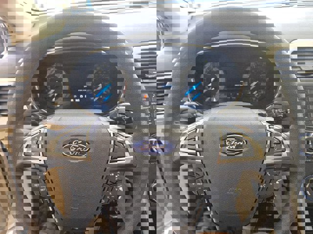 Used 2014 Ford Fusion SE FWD image 26