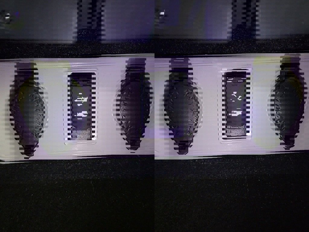 Used 2014 Toyota Avalon XLE Touring image 30