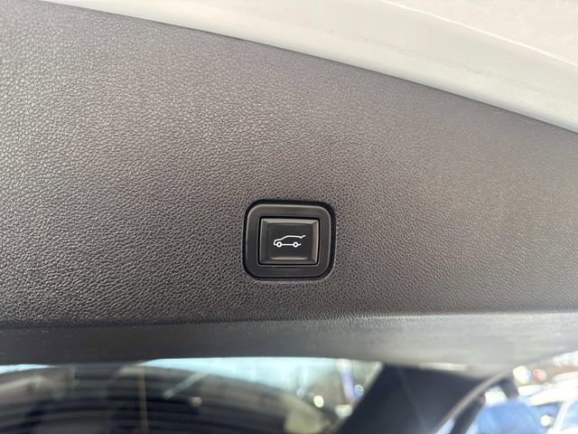 Used 2021 Cadillac XT6 Sport image 8