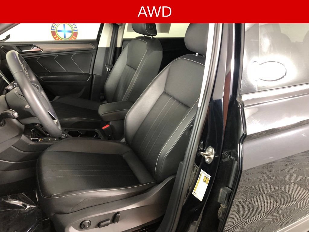 Used 2023 Volkswagen Tiguan SE AWD/4WD image 10