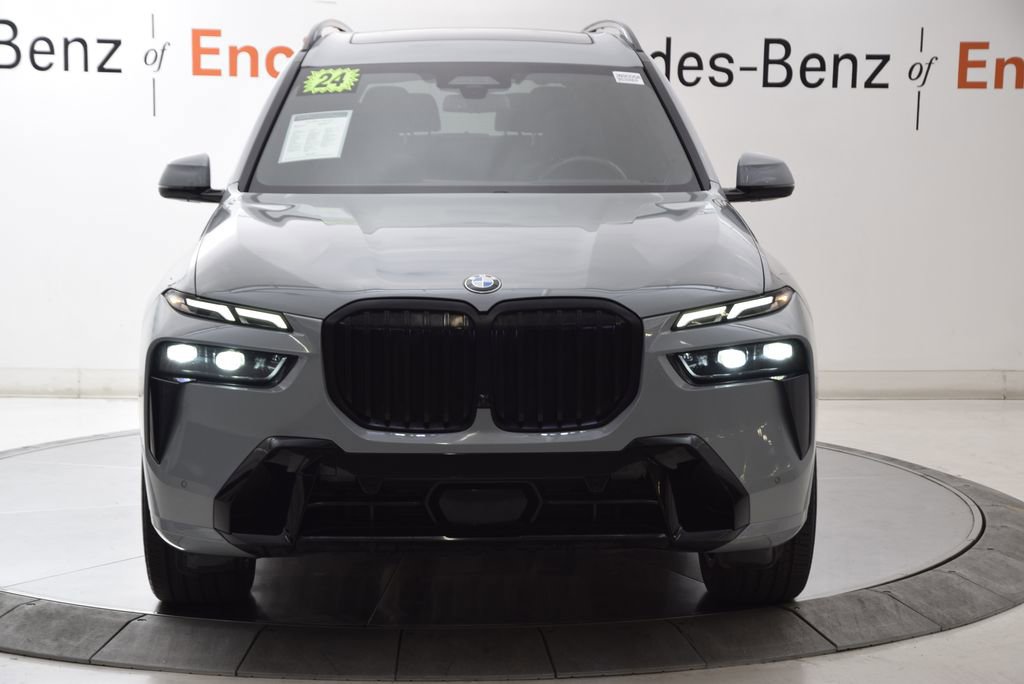 Used 2024 BMW X7 xDrive40i w/ M Sport Package AWD/4WD image 9