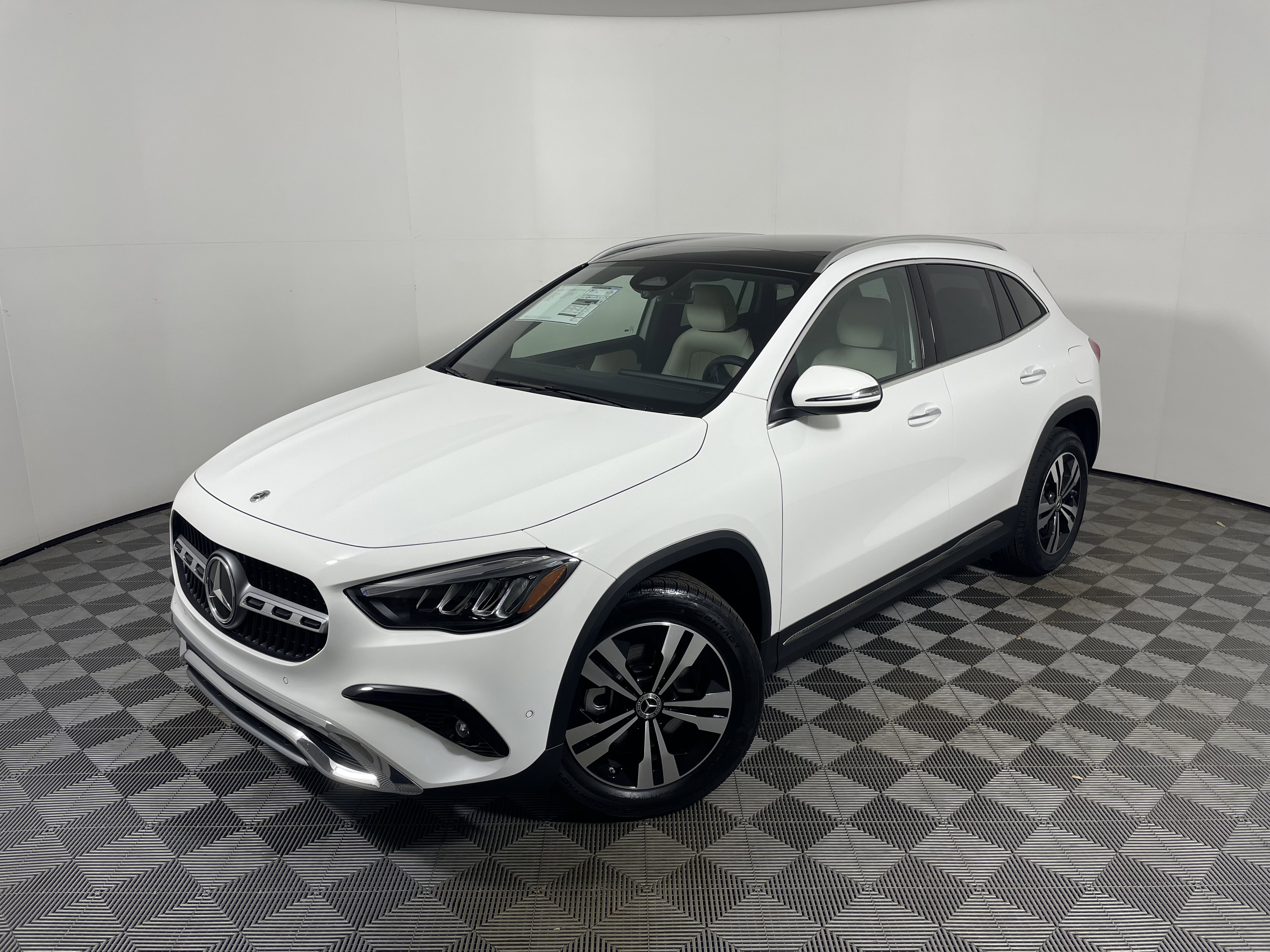New 2026 Mercedes-Benz GLA 250