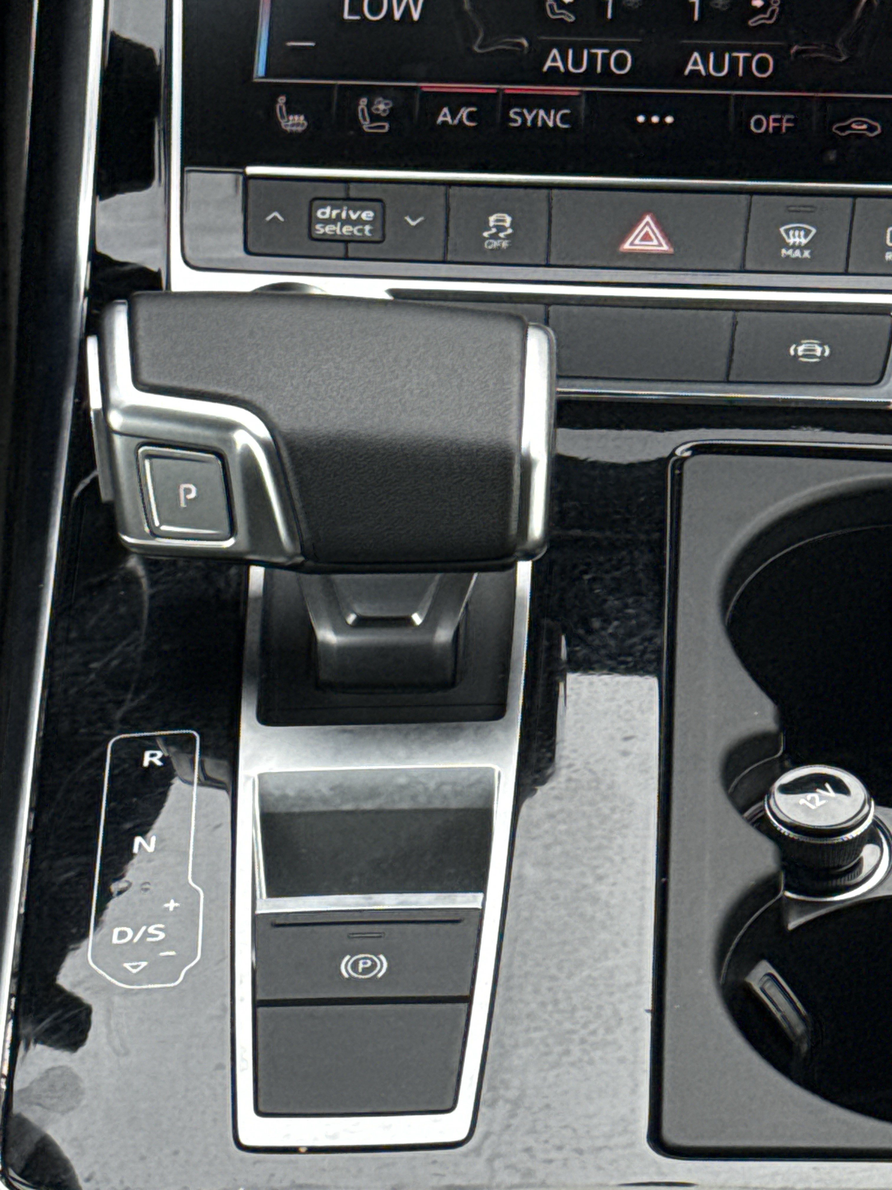 Used 2024 Audi Q7 2.0T Premium Plus AWD/4WD image 26