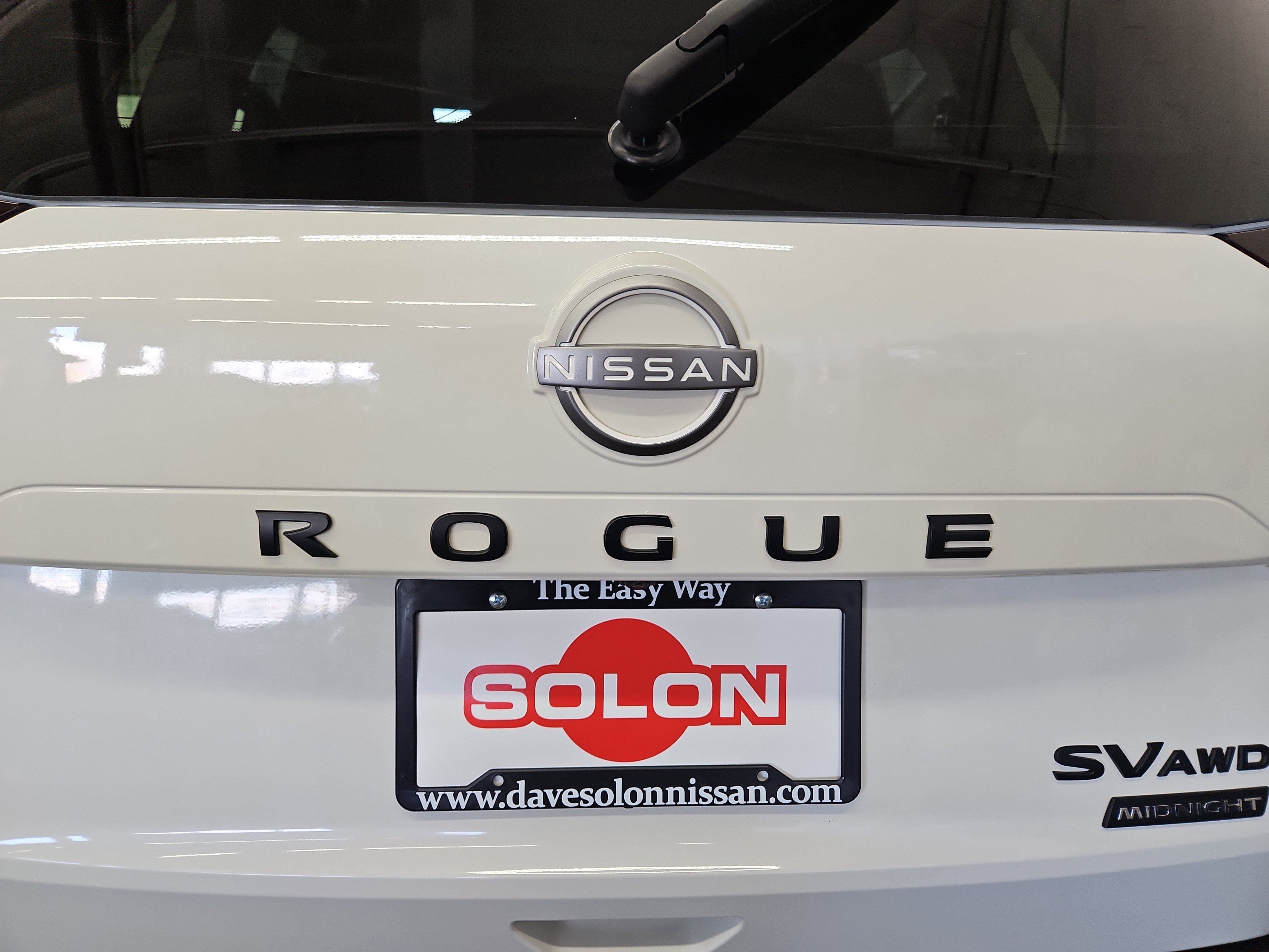 Used 2023 Nissan Rogue SV w/ SV Premium B Package image 29