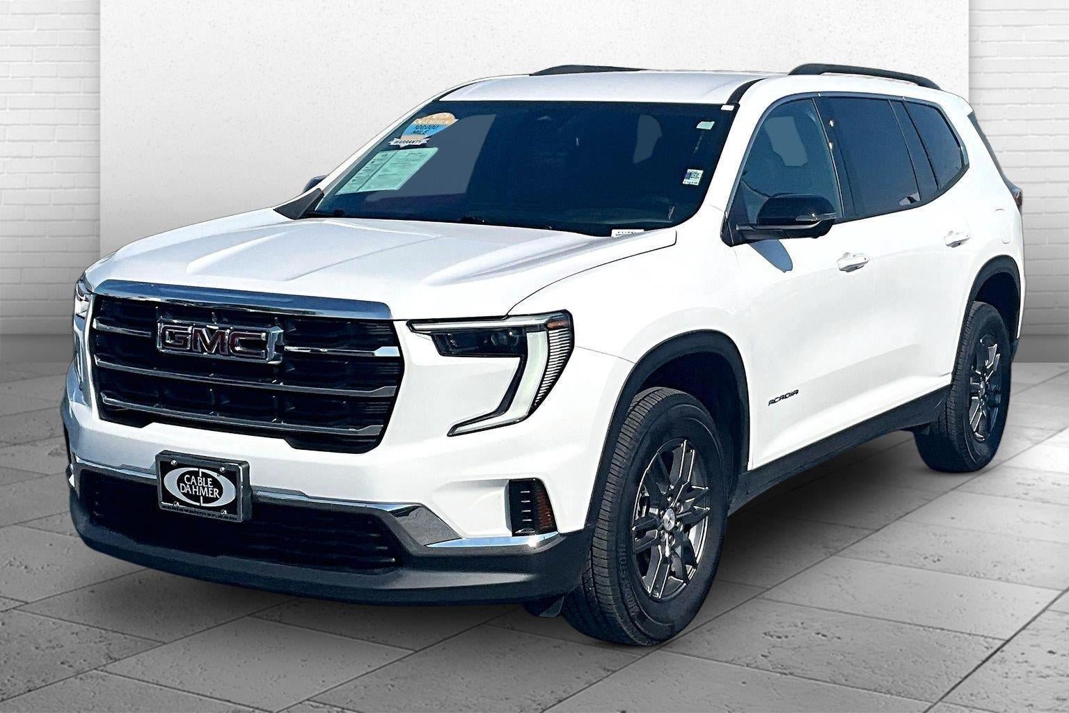 Used 2025 GMC Acadia Elevation FWD image 13
