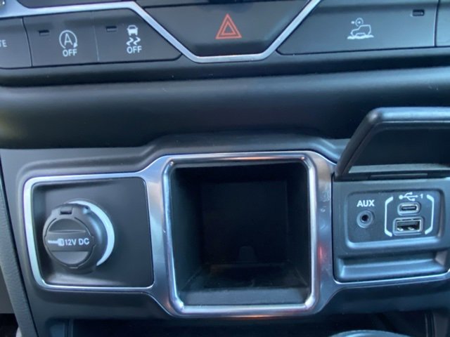 Used 2023 Jeep Wrangler Willys image 21