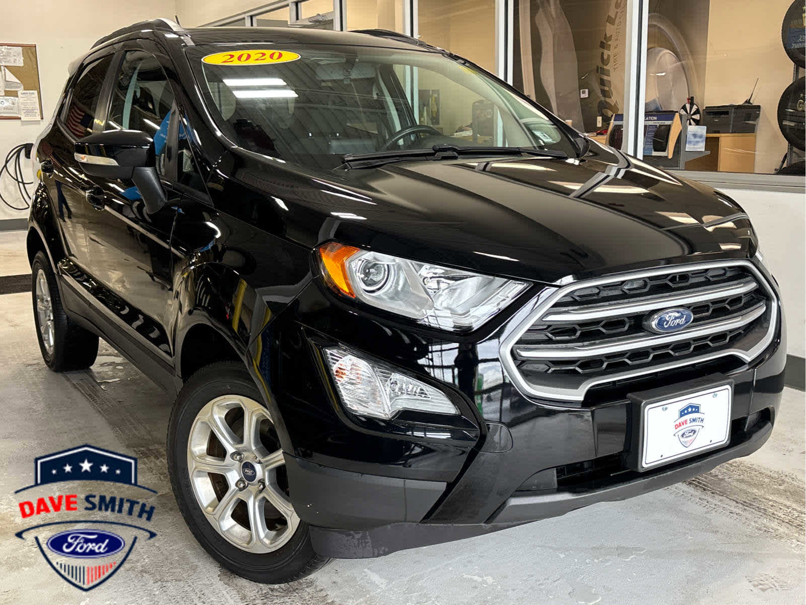 Used 2020 Ford EcoSport SE w/ SE Convenience Package image 2