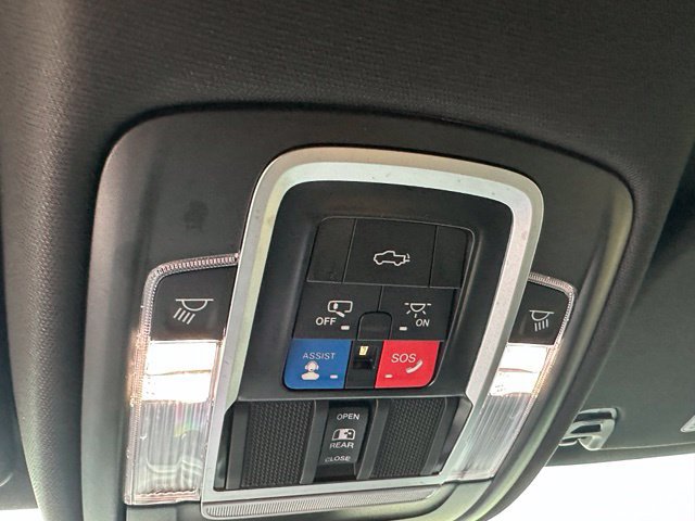 Used 2023 RAM 1500 Laramie AWD/4WD image 23