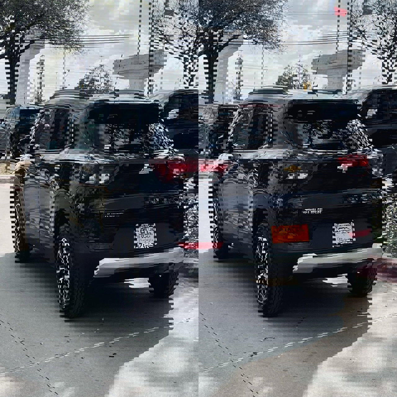 Used 2025 Chevrolet TrailBlazer LT image 4