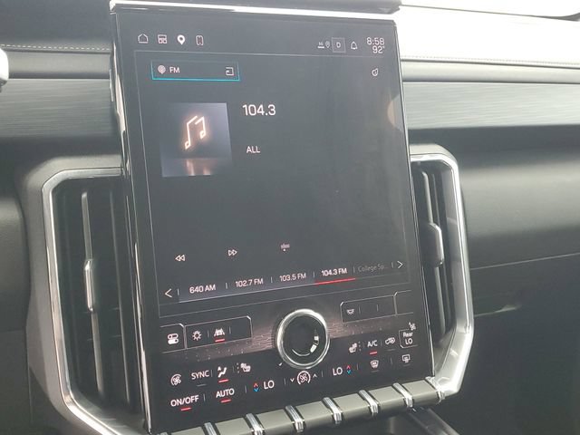 Used 2025 GMC Acadia Elevation FWD image 29